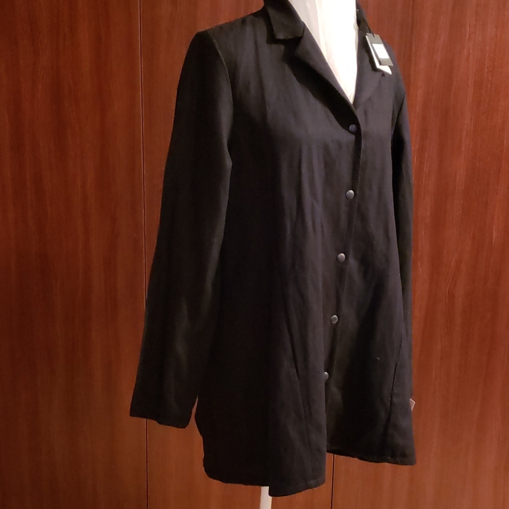 Black never worn light jacket, 100%